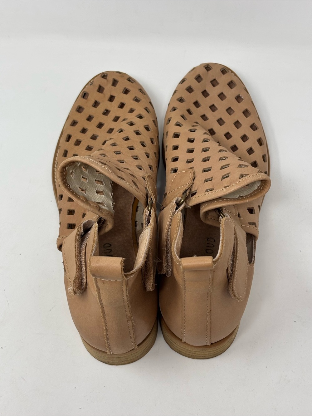 Musse & Cloud leather caila perforated booties size 40 (9-9.5) - Picture 4 of 15